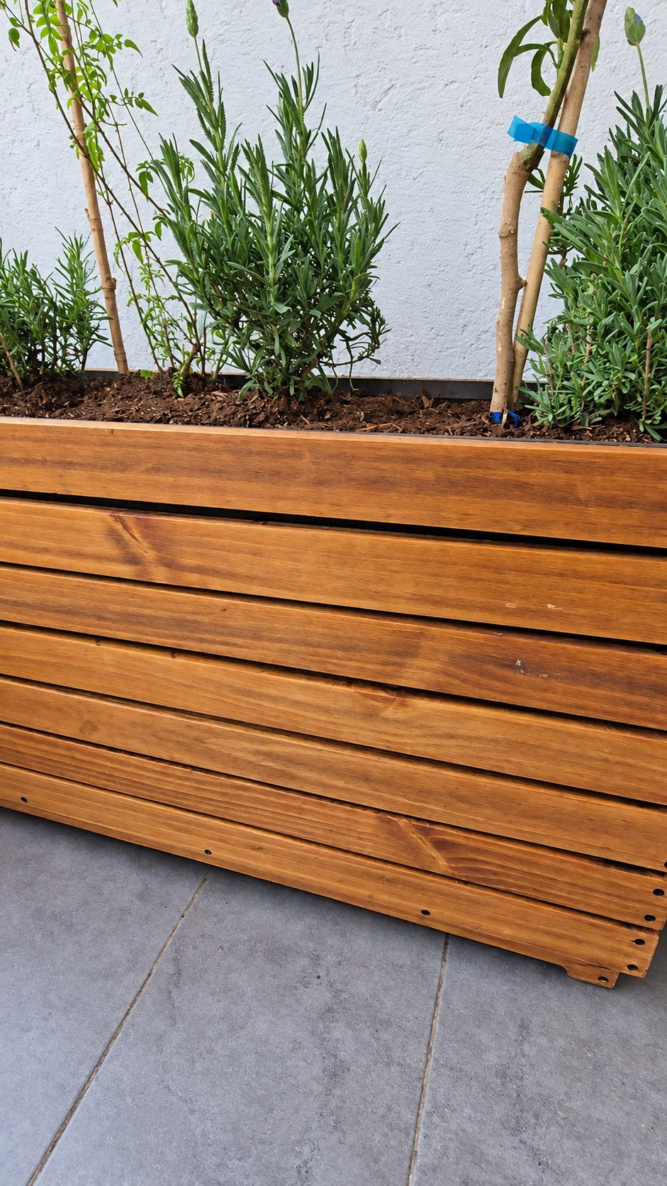 Detalle de la terminación en madera — Fotografía retocada