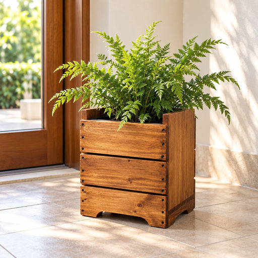 Macetero de madera Kinm Motri 30 con ruedas ocultas y autorriego Hidrocapture, color habano, con planta – Artecultivos