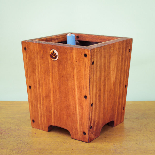 Macetero de madera Lonco 3 con autorriego Hidrocapture, foto 4 – Artecultivos